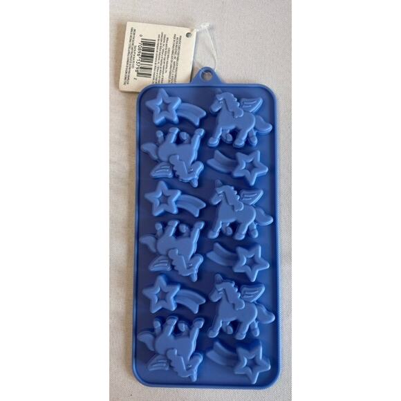 Wilton Silicone Candy Mold - Flying Unicorns Shooting Stars - Blue Mold NWT - Picture 2 of 4